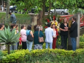 público